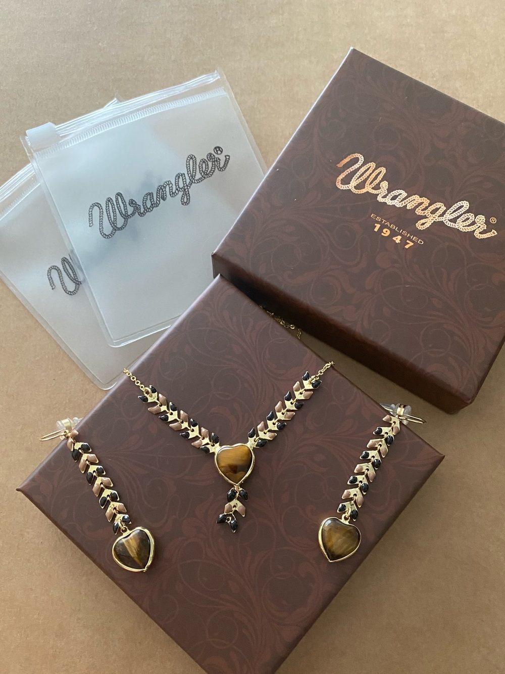 Wrangler x Montana West Tigers Eye Set